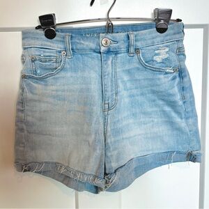 Size 4 (Four) Hollister Denim Shorts Light Wash